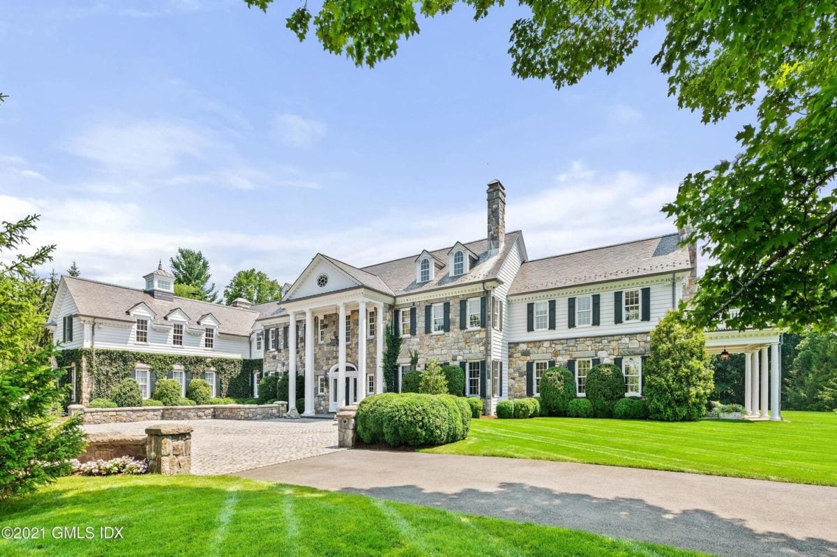 tommy hilfiger stonehill 435 429 round hill road greenwich CT