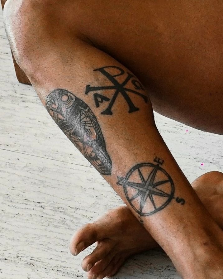Compass Leg Tattoo 2