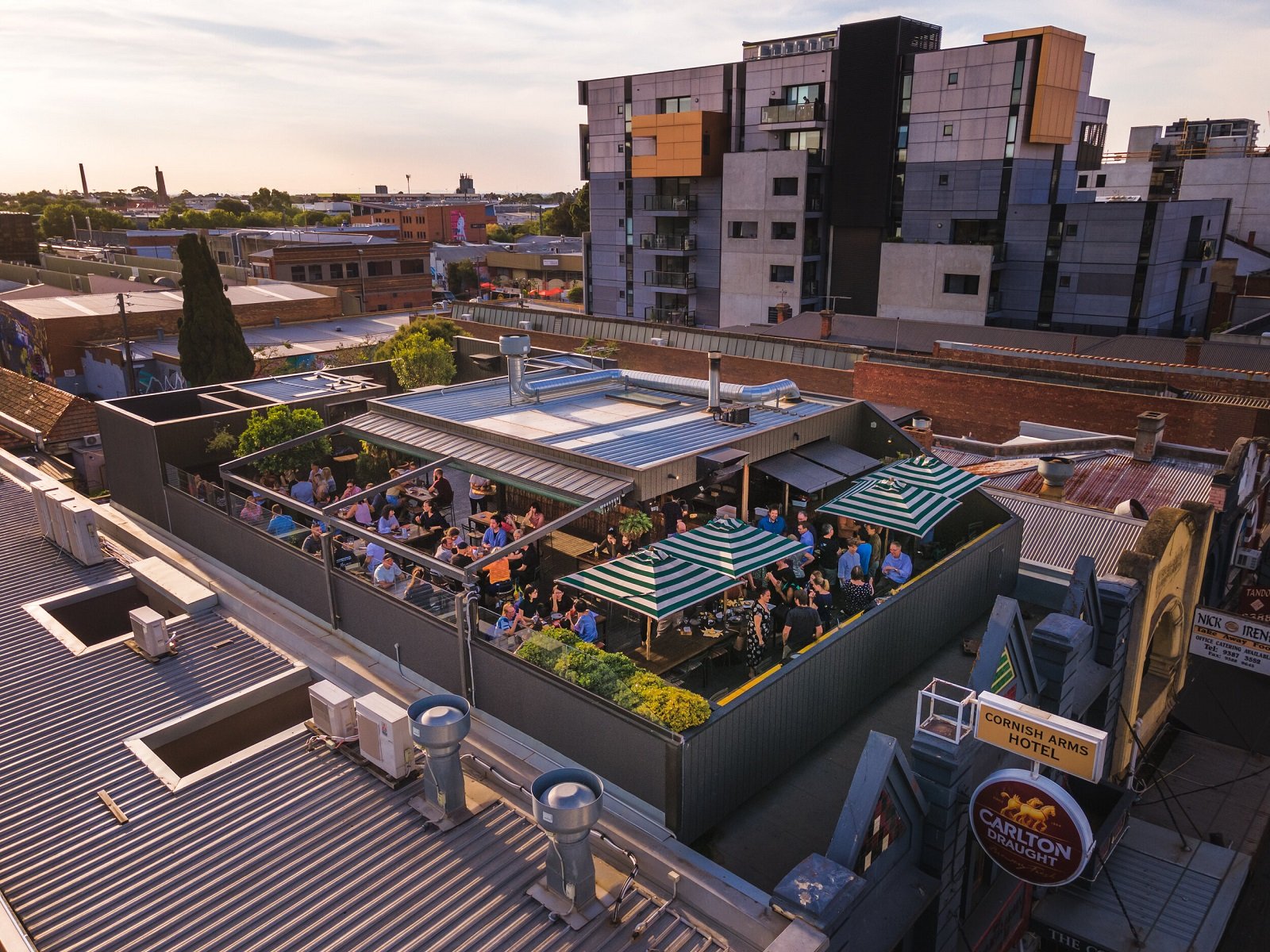 32 Best Rooftop Bars Melbourne Has To Offer In 2024