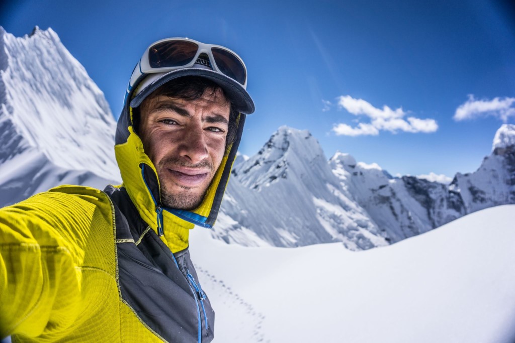 Kilian Jornet Summits Everest In A Single 26 Hour Climb