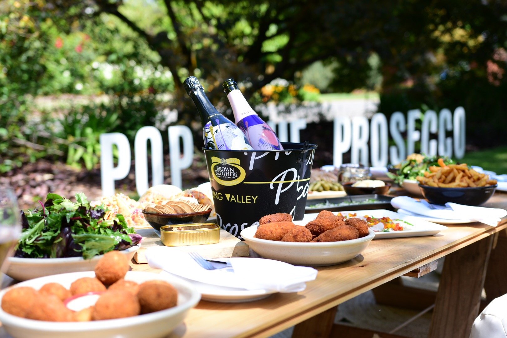 Prosecco Should Always Be Your Summer Party Go-To