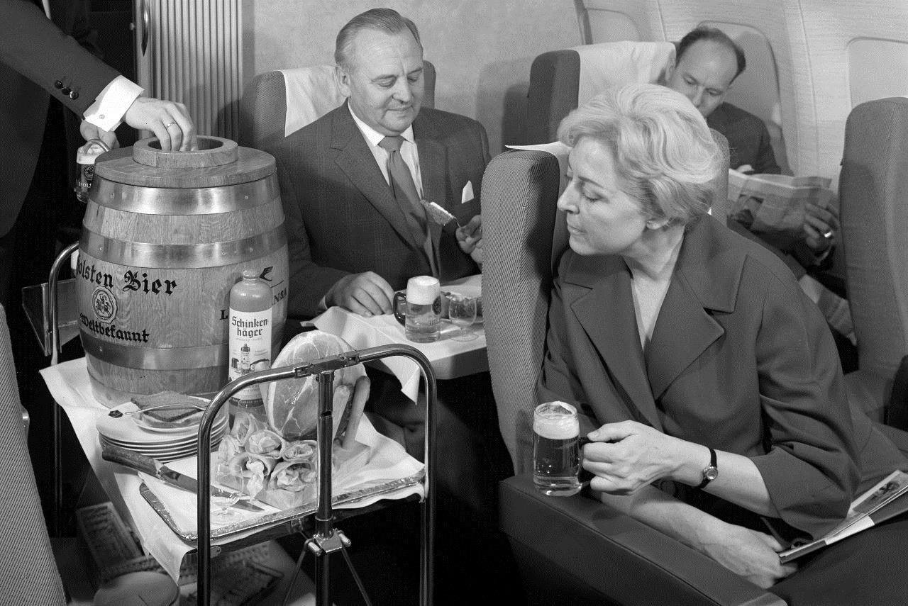 Lufthansa Airlines Will Have In-Flight Beer Kegs For Oktoberfest