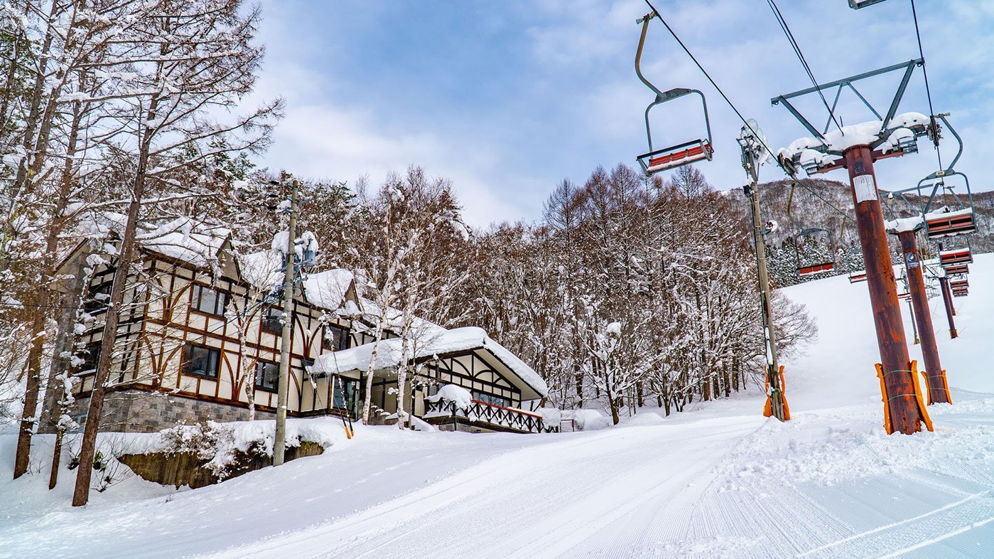 Buy A Luxury Japanese Ski Lodge For The Price Of A Sydney Bachelor Pad