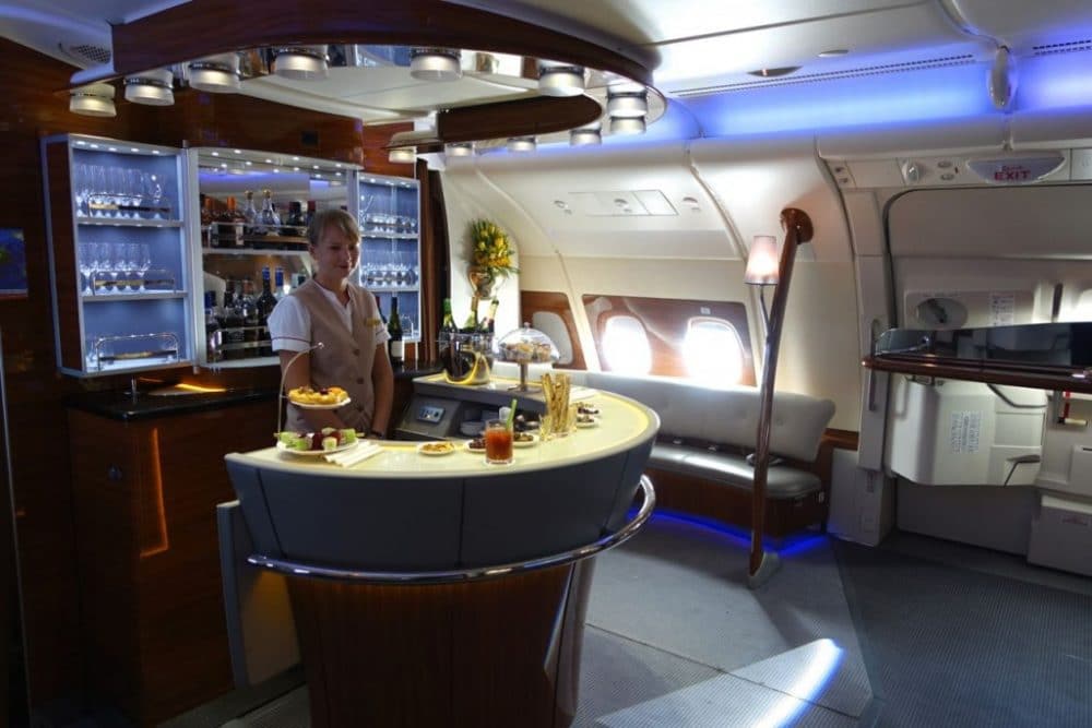 Emirates Cabin Crew Can’t Make Cocktails