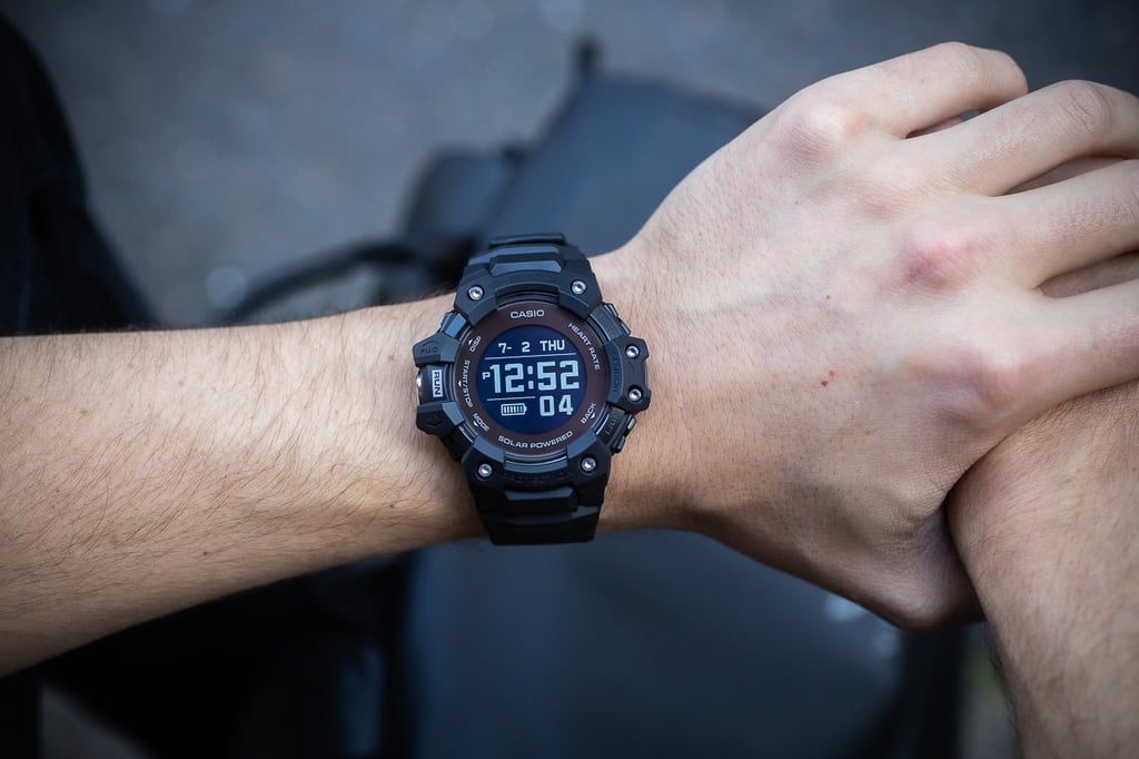 G shock running online