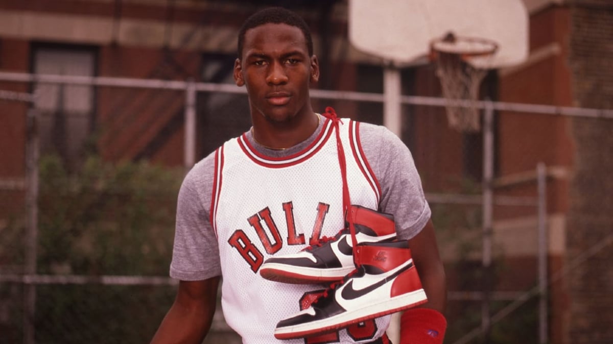 Nike air hotsell jordans history