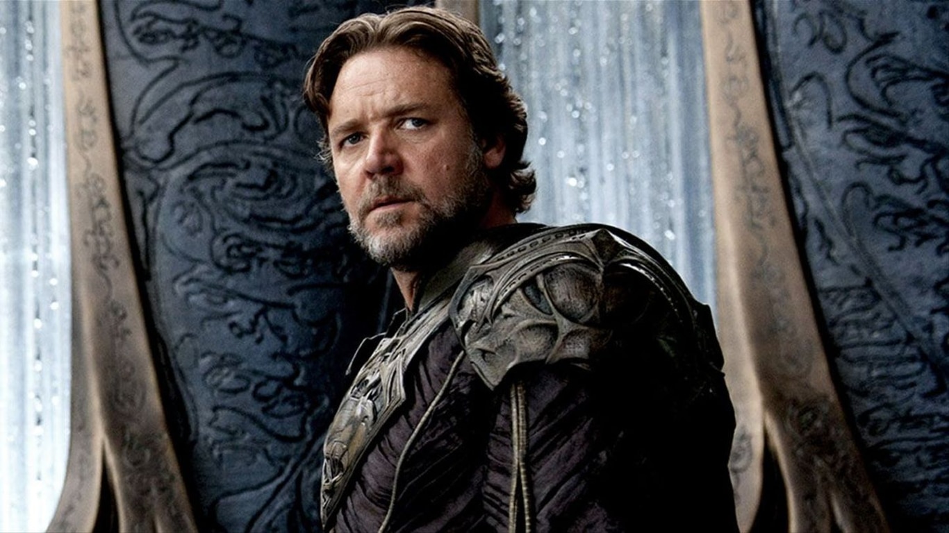 Russell Crowe Reveals He’s Playing Zeus In ‘Thor: Love & Thunder’