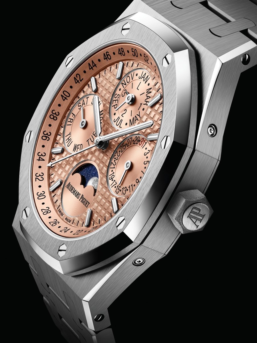 Audemars piguet royal oak perpetual calendar green on sale dial