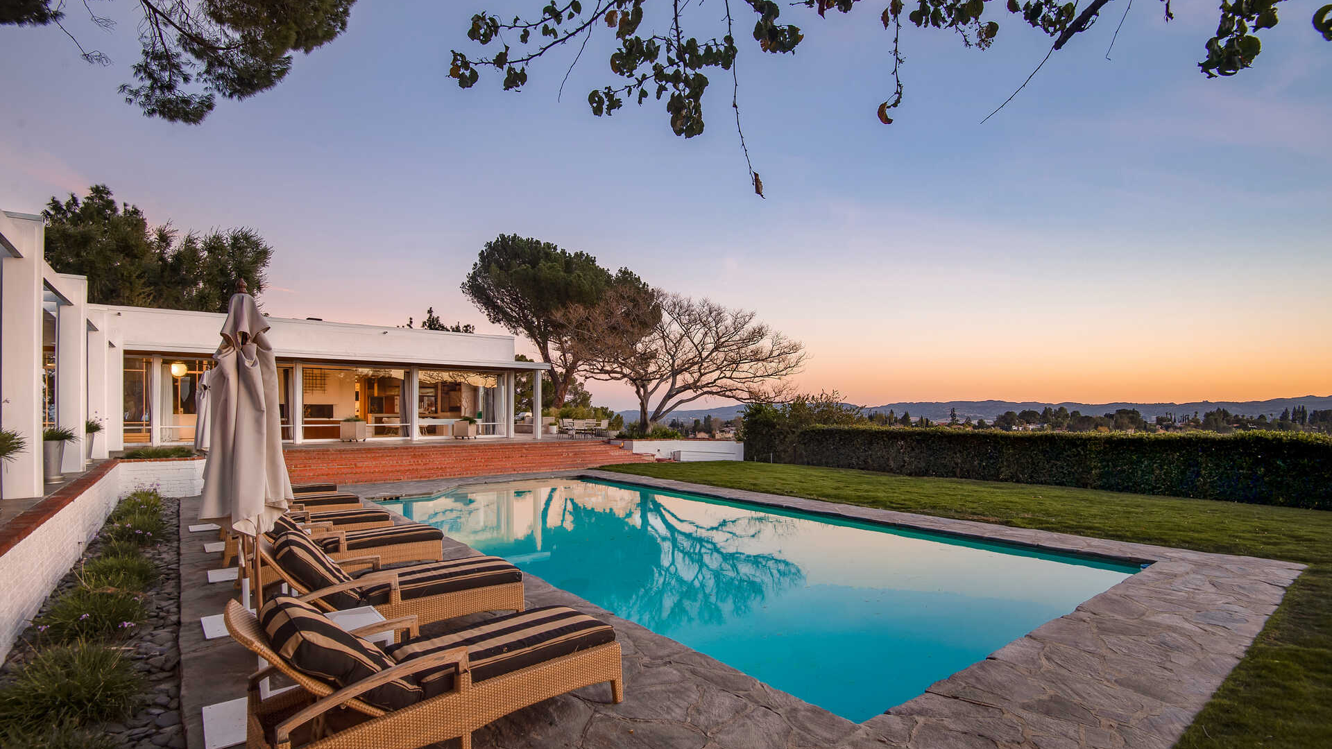 Frank Sinatra’s Former LA Compound Hits The Market For $29 Million