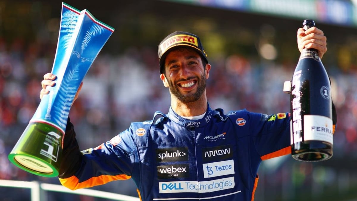Danny Ric Wins McLaren’s First Grand Prix Since 2012