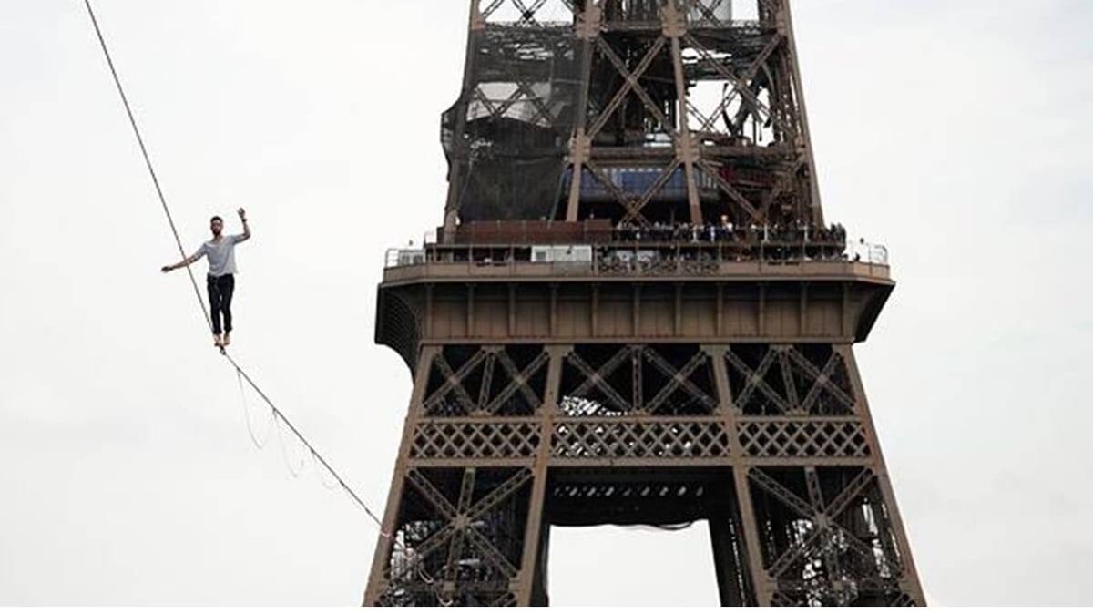 WATCH: Bloke Walks On 600-Metre Tightrope From Eiffel Tower