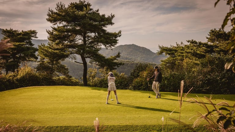 Louis Vuitton Launches New Golf Trunk