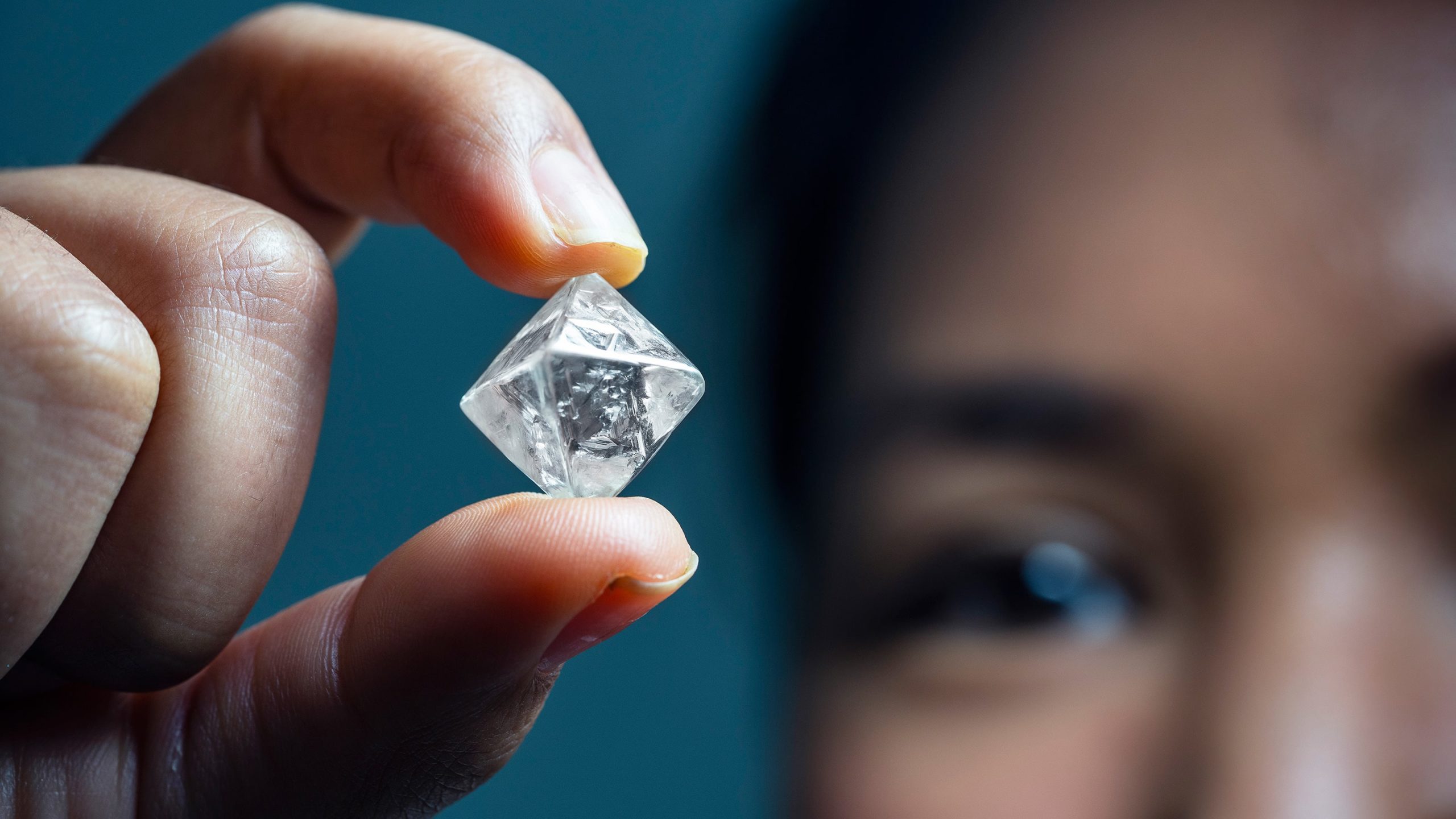 Flea Market Purchase Turns Out To Be A 34-Carat Diamond Worth $3.6 Million