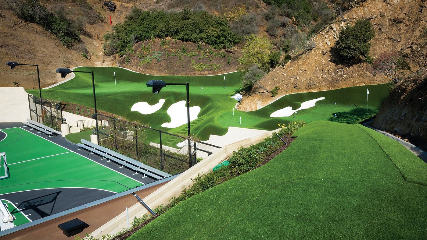 Mark Wahlberg Backyard Golf Course: Ready To Be Green With Envy?