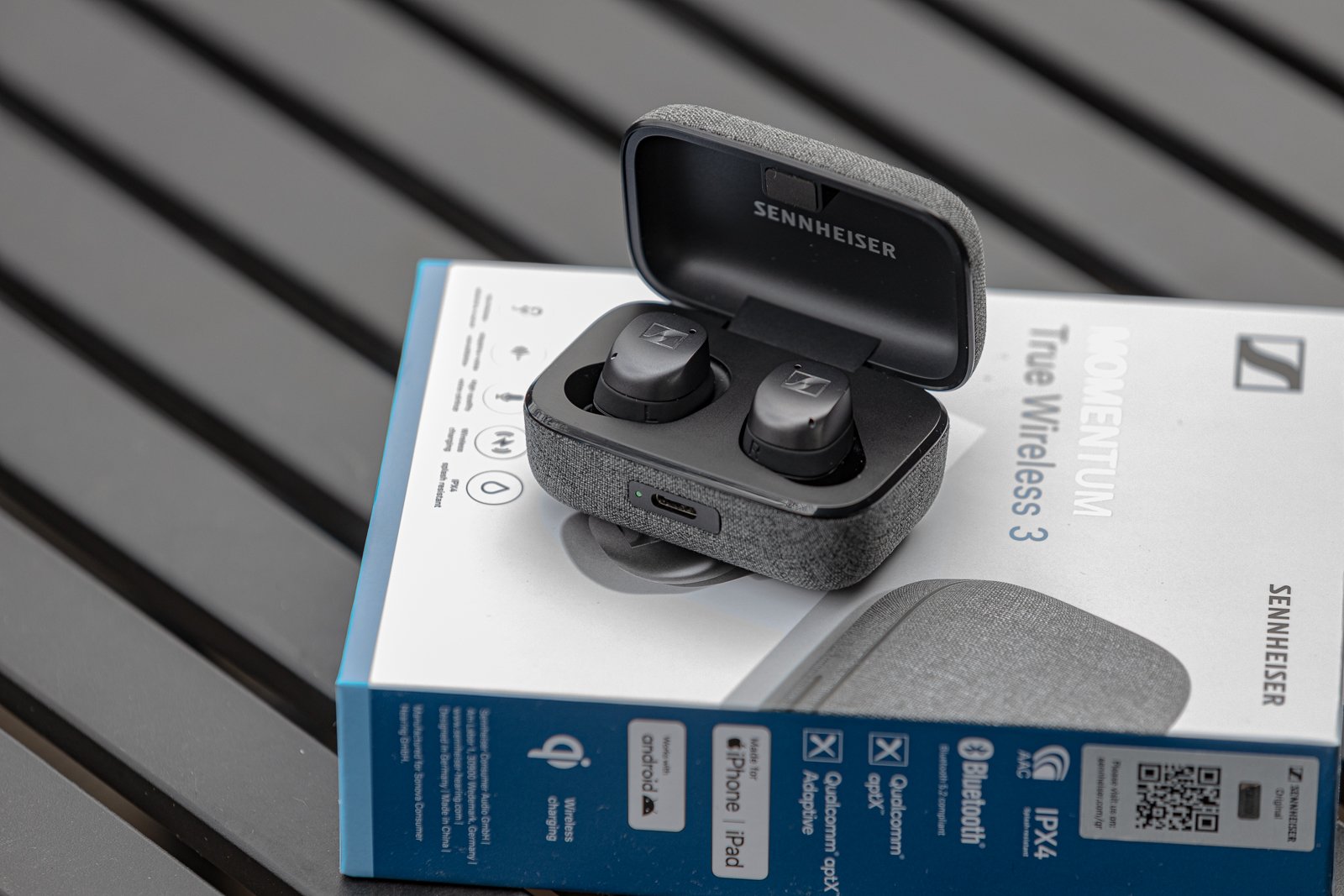 Sennheiser momentum true wireless 2 au hot sale