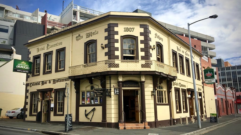 9 Best Pubs Hobart Has To Offer In 2024