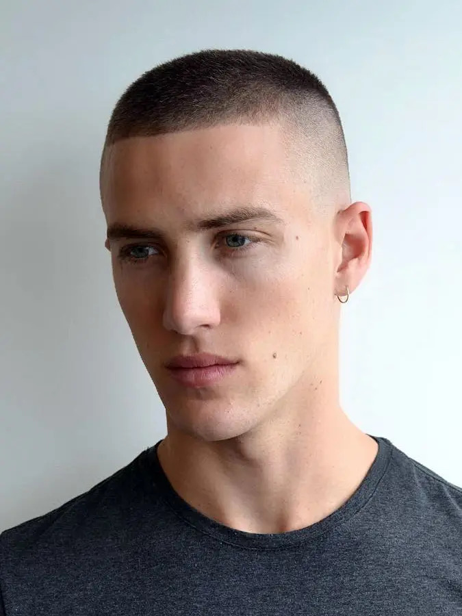 Men haircut - Buzzcut + Shape Up + Disconnected Beard