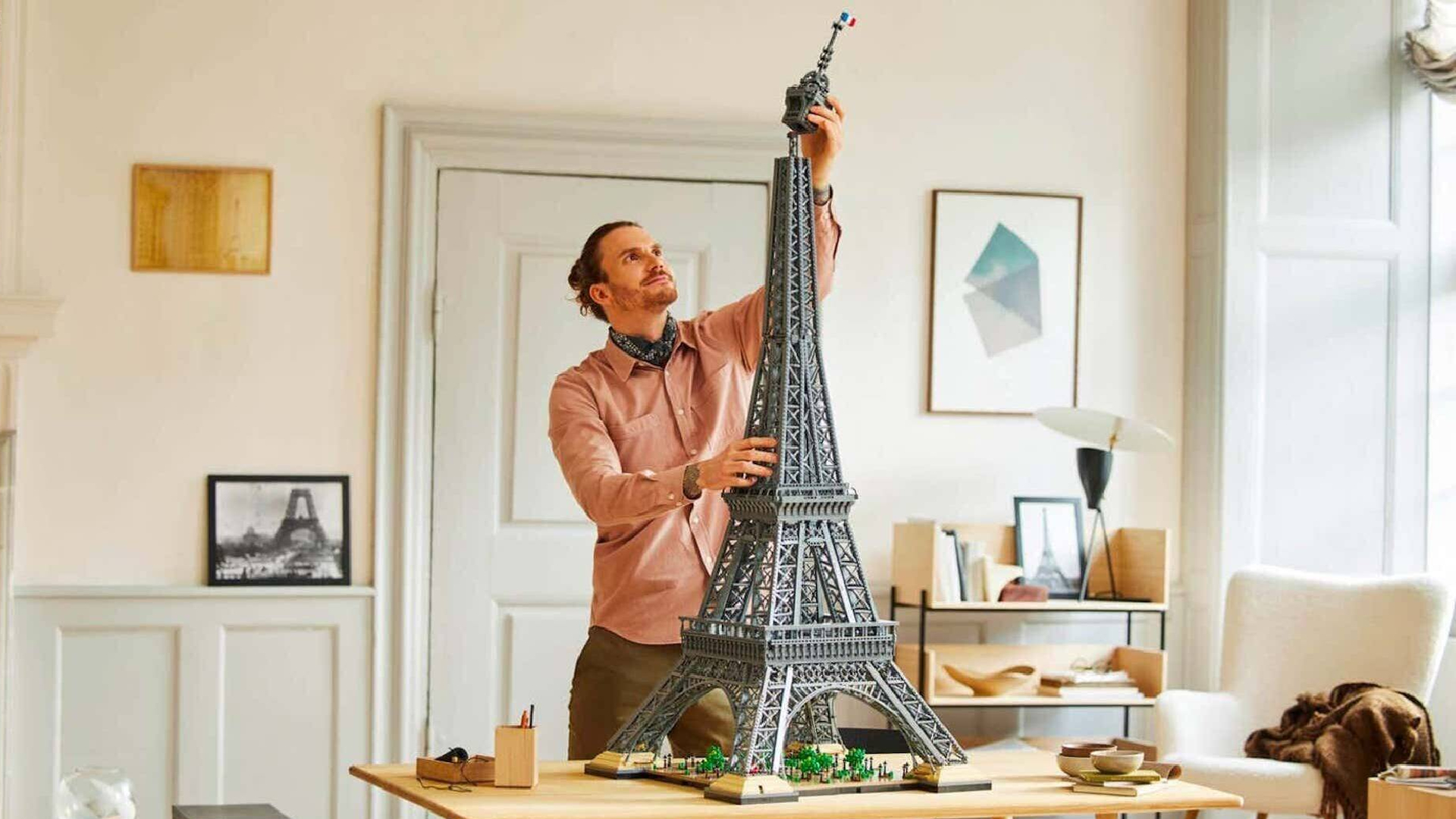 LEGO Is Now Slinging An Insane 1.5-Metre Tall Eiffel Tower Kit