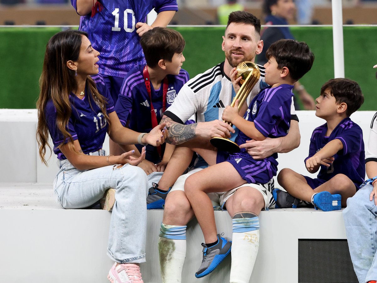 902 Jorge Messi Photos & High Res Pictures - Getty Images