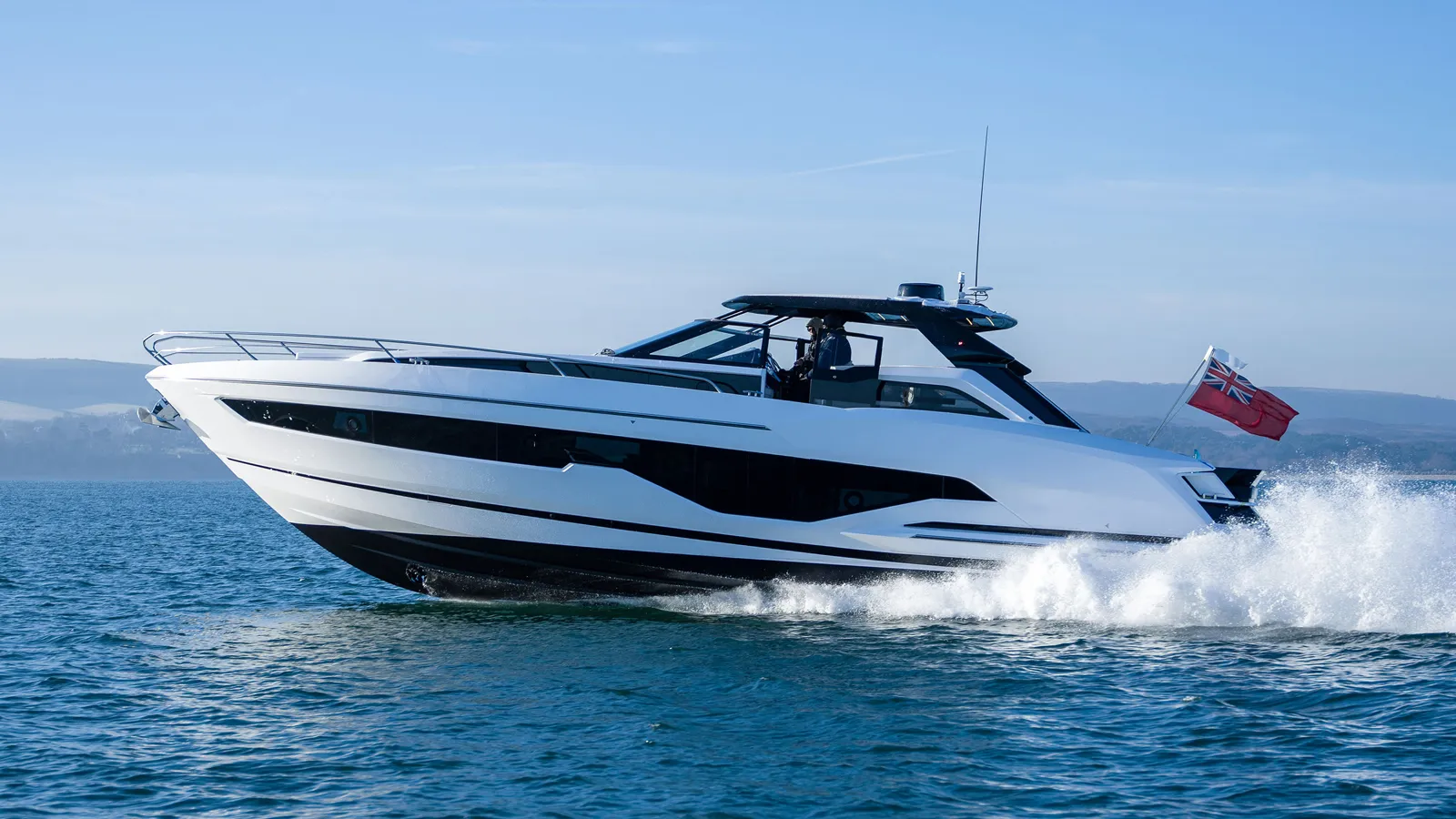 British Boatbuilder Sunseeker Debuts Its 17-Metre Superhawk 55