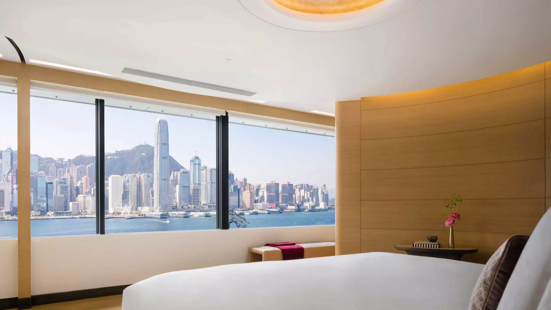 The 16 Best Hotels In Hong Kong To Book Right Now