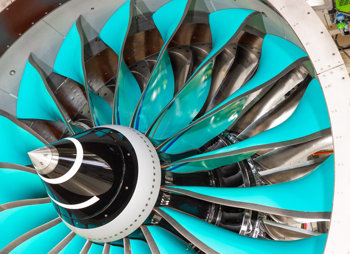 Rolls-Royce Creates The World's Most Powerful Jet Engine (And It Burns  Clean)