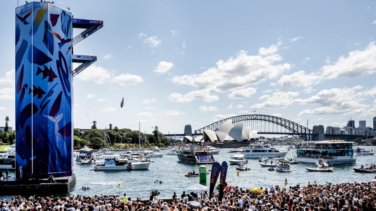 Red Bull Cliff Diving World Finals Is Making A Splash In Sydney