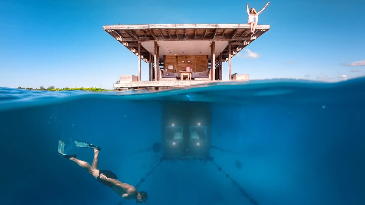 Best Underwater Hotels - Manta Resorts