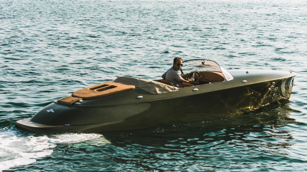 hermes speedster speed boat