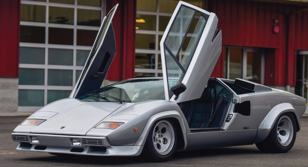 Lamborghini Countach LP400 Series II Auctioned At Monterey Car Week