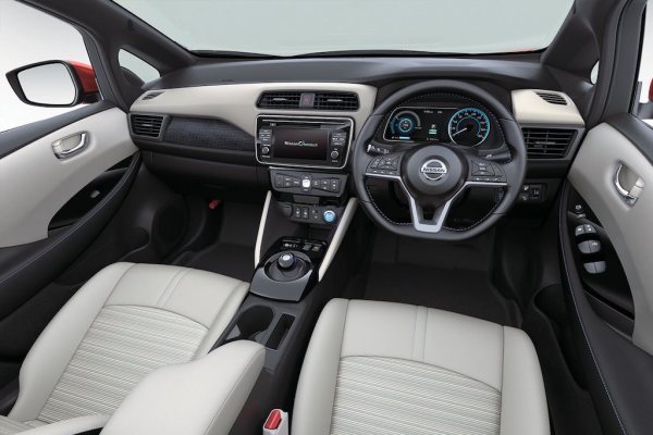 nissan leaf 2019 one pedal