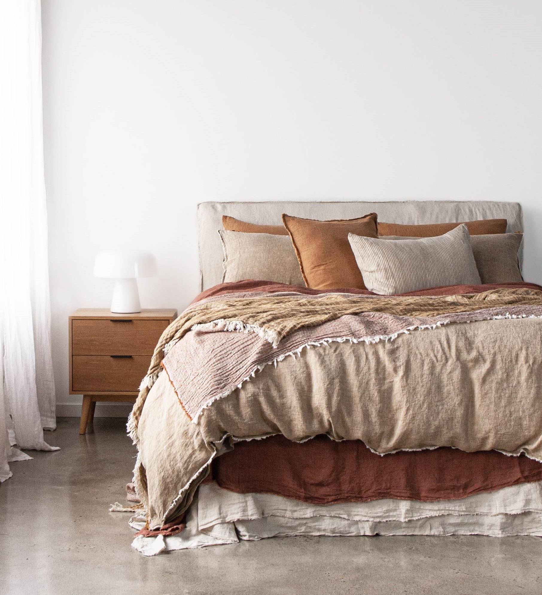 14 Best Australian Bed Linen Brands [2022 Guide] Boss Hunting