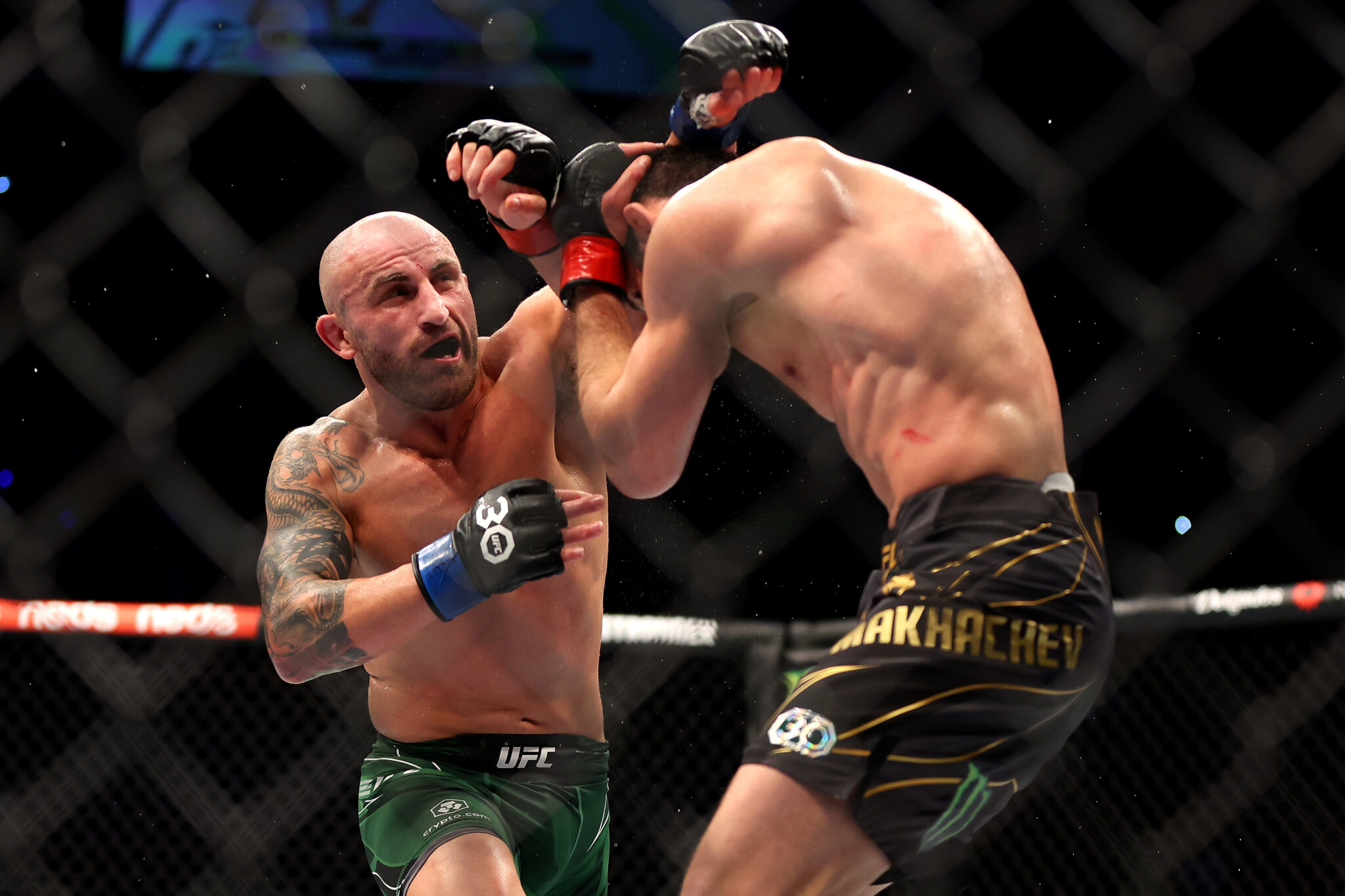 Alexander Volkanovski Next Fight: Yair Rodriguez At UFC 290