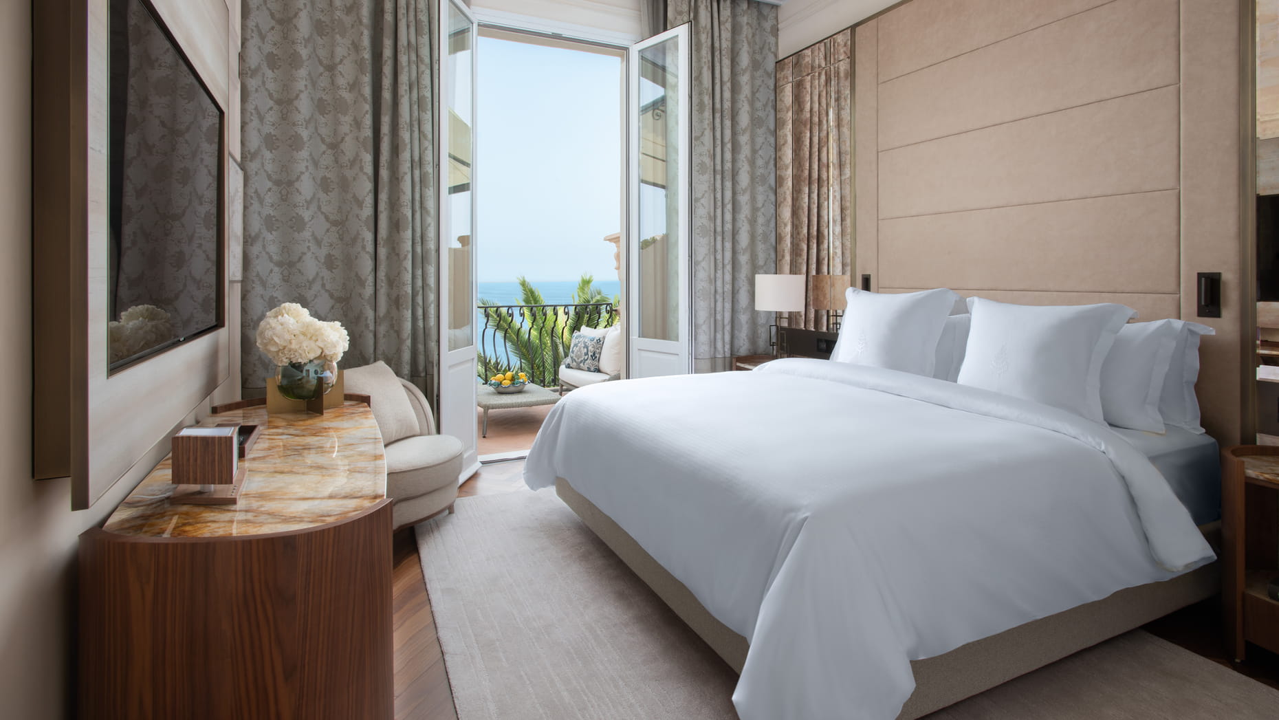 The White Lotus Season 2 Hotel Is This Ultra Luxe Four Seasons 3177