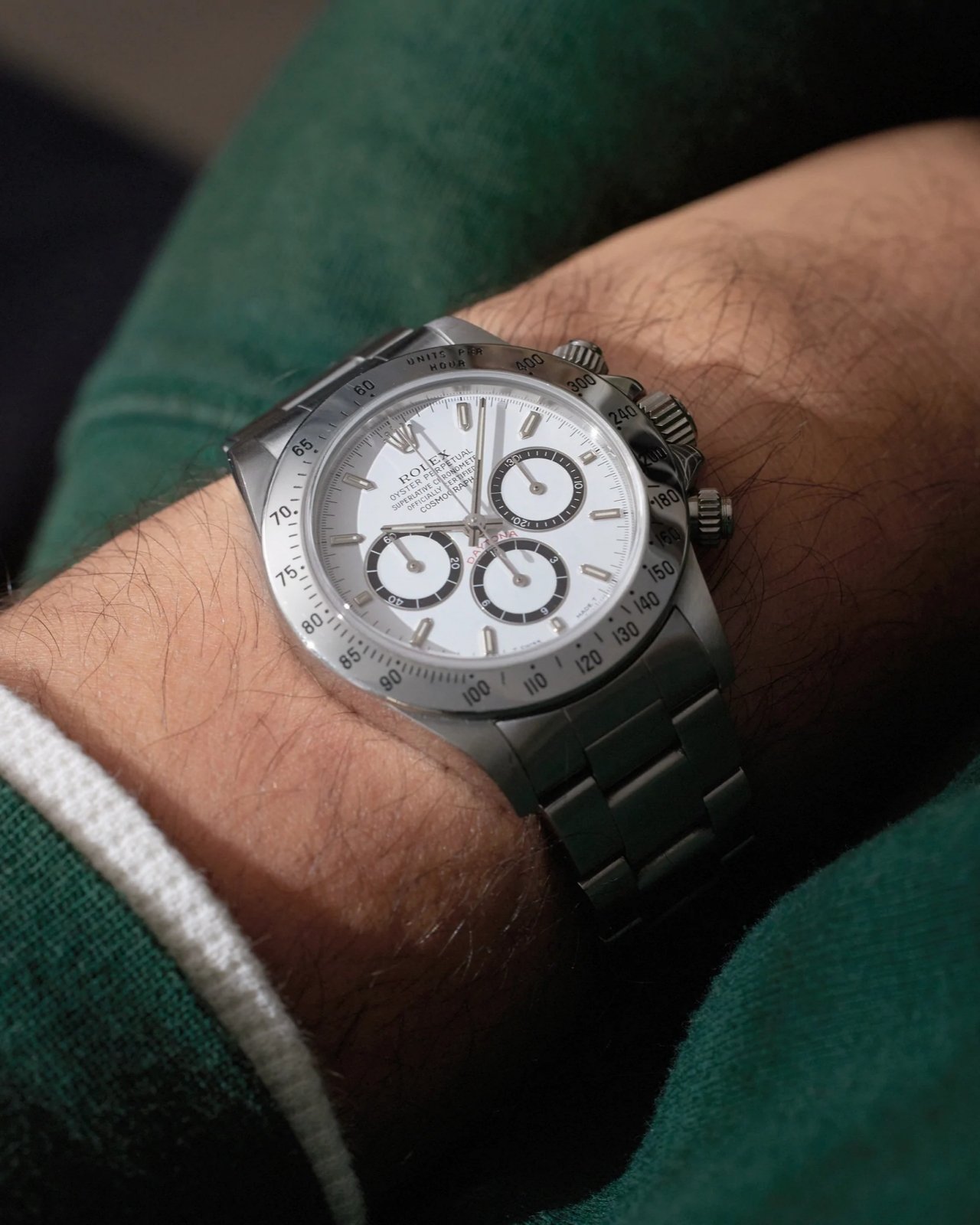 How To Spot A Fake Rolex: A Comprehensive Guide