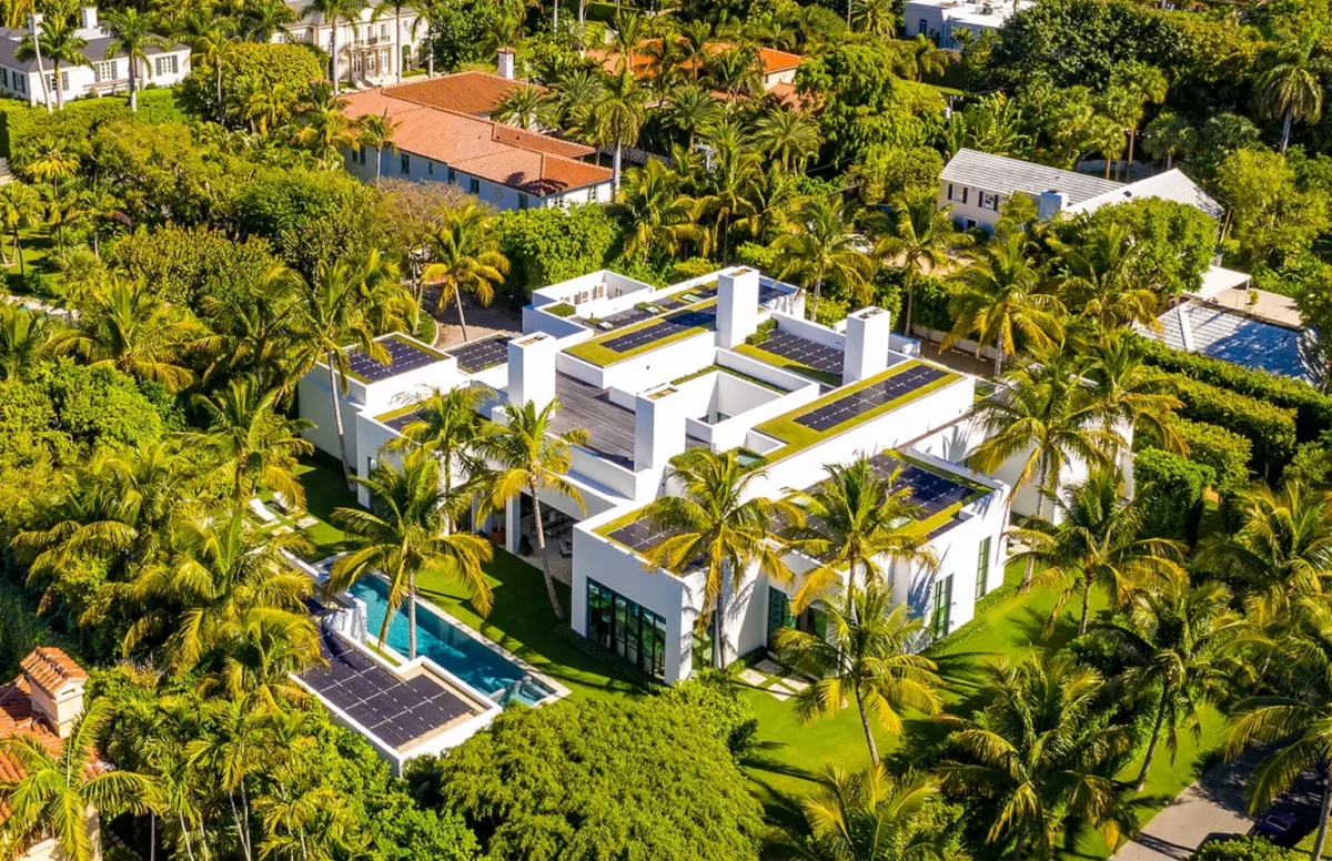 Tom Ford Treats Himself To $72 Million Palm Beach Mansion After Selling  Brand For Billions - Boss Hunting