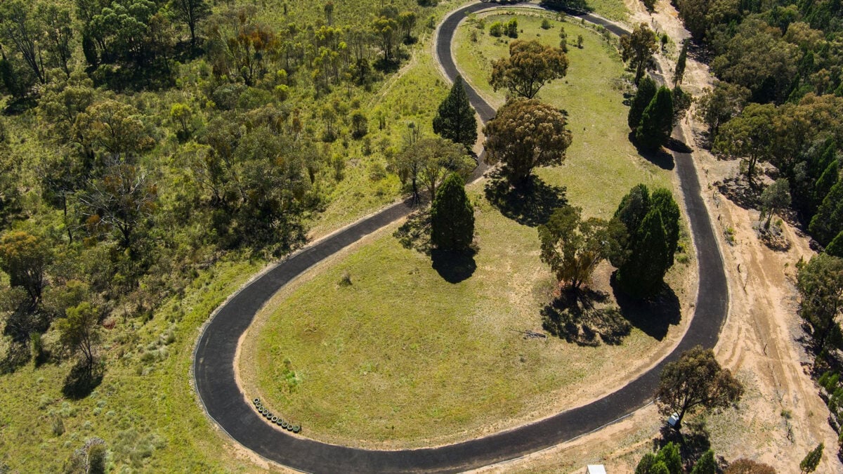 this-750k-nsw-farm-comes-with-its-very-own-kilometre-long-race-track