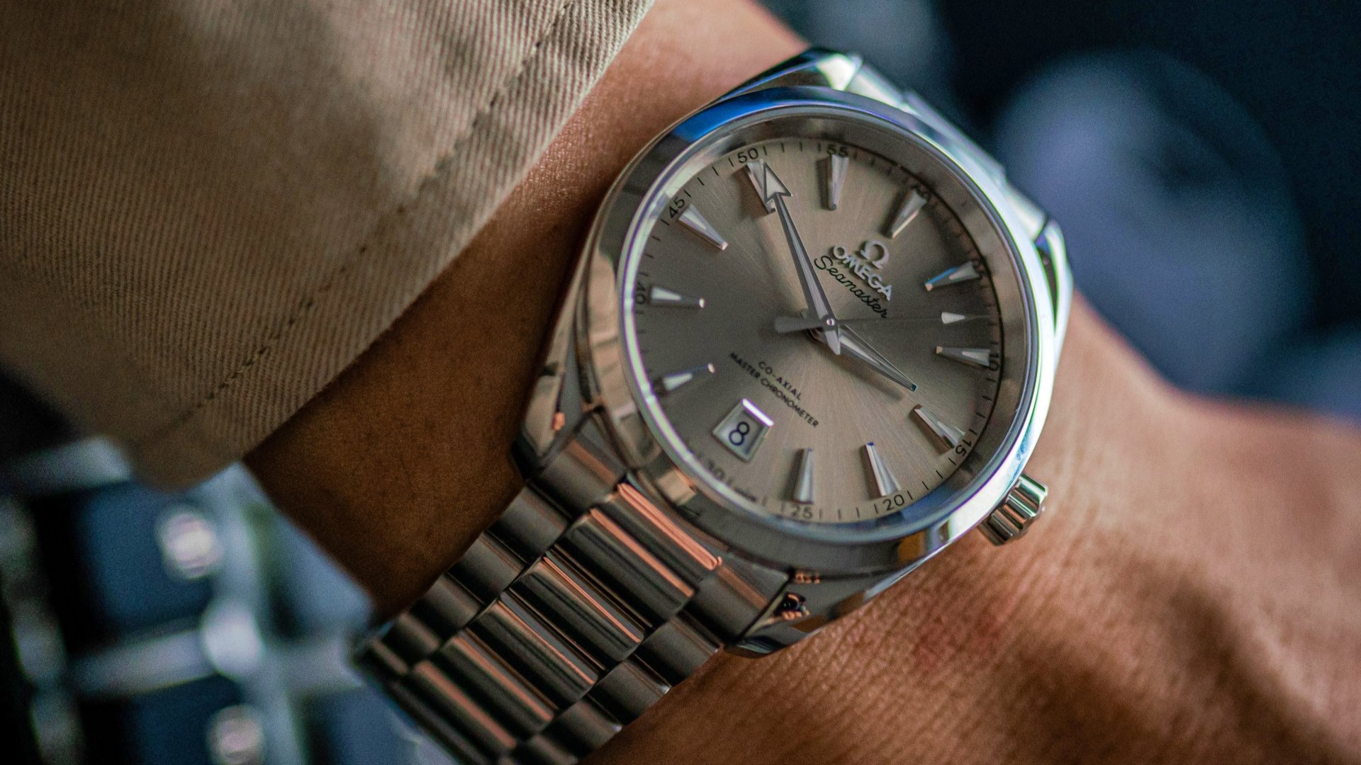 The Sandstone Seamaster Aqua Terra Offers Shades Of Versatility